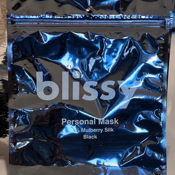 (2 Pairs) Blissy Personal Masks- face masks /Black and Silver - Picture 6 of 7